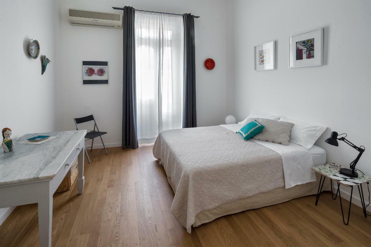 Ferienwohnung A Casa Di Adri Salerno Exterior foto